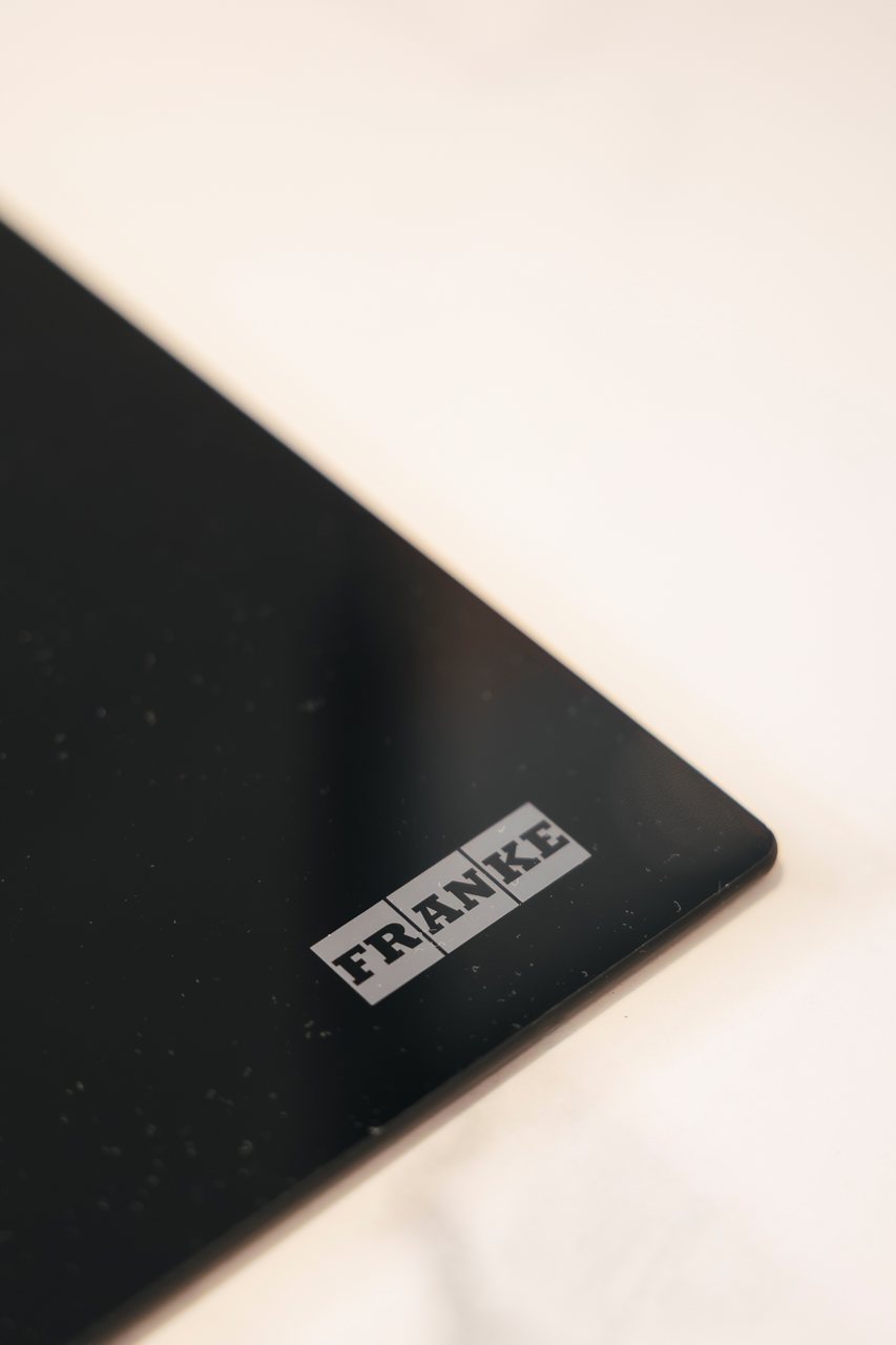 Detalle del logo Franke
